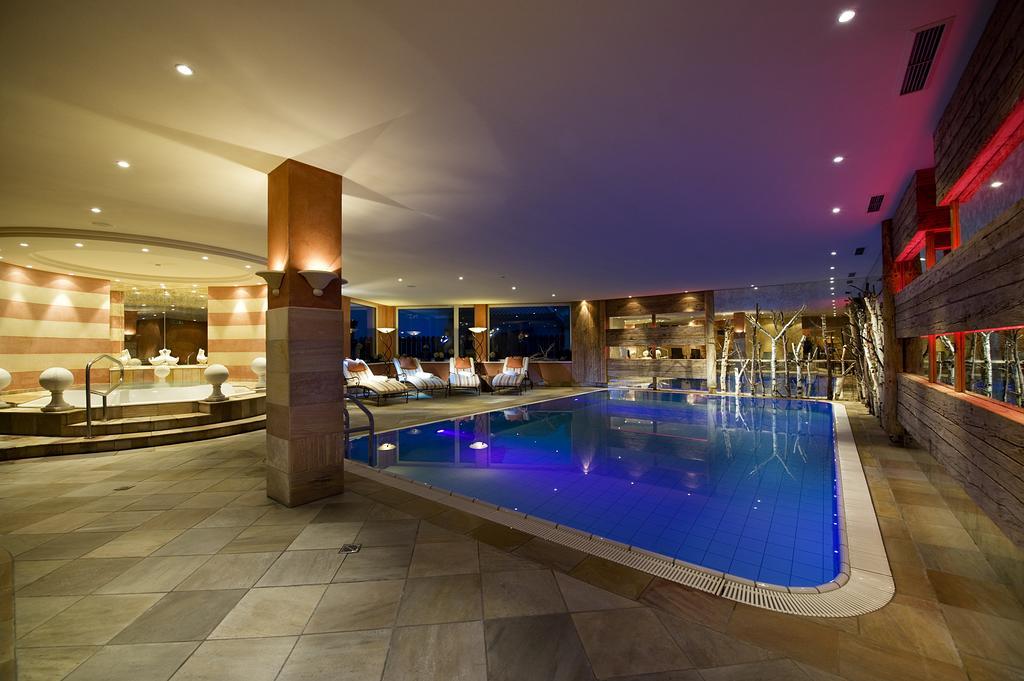 Hotel Alpin Spa Tuxerhof Exterior foto
